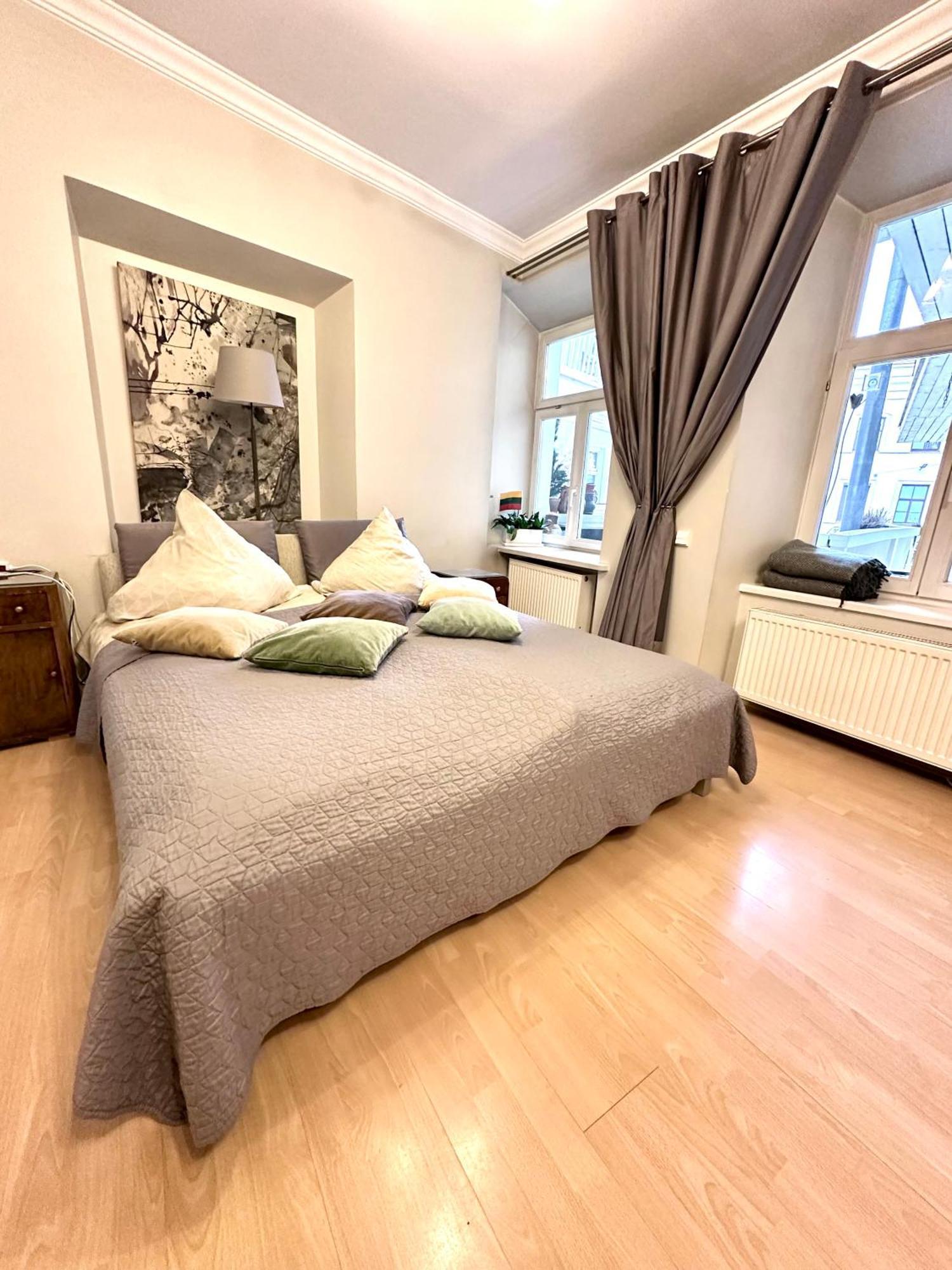 Mini Home Vilnius Old Town Buitenkant foto